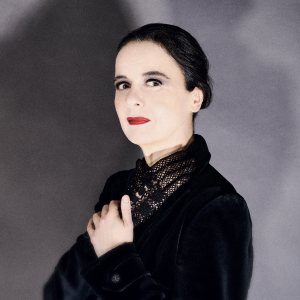 Amélie Nothomb_©Jean-Baptiste Mondino